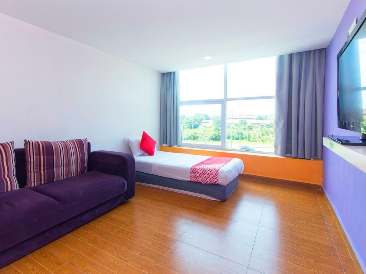 Oyo 419 City Boutique Hotel Bangi Exterior photo